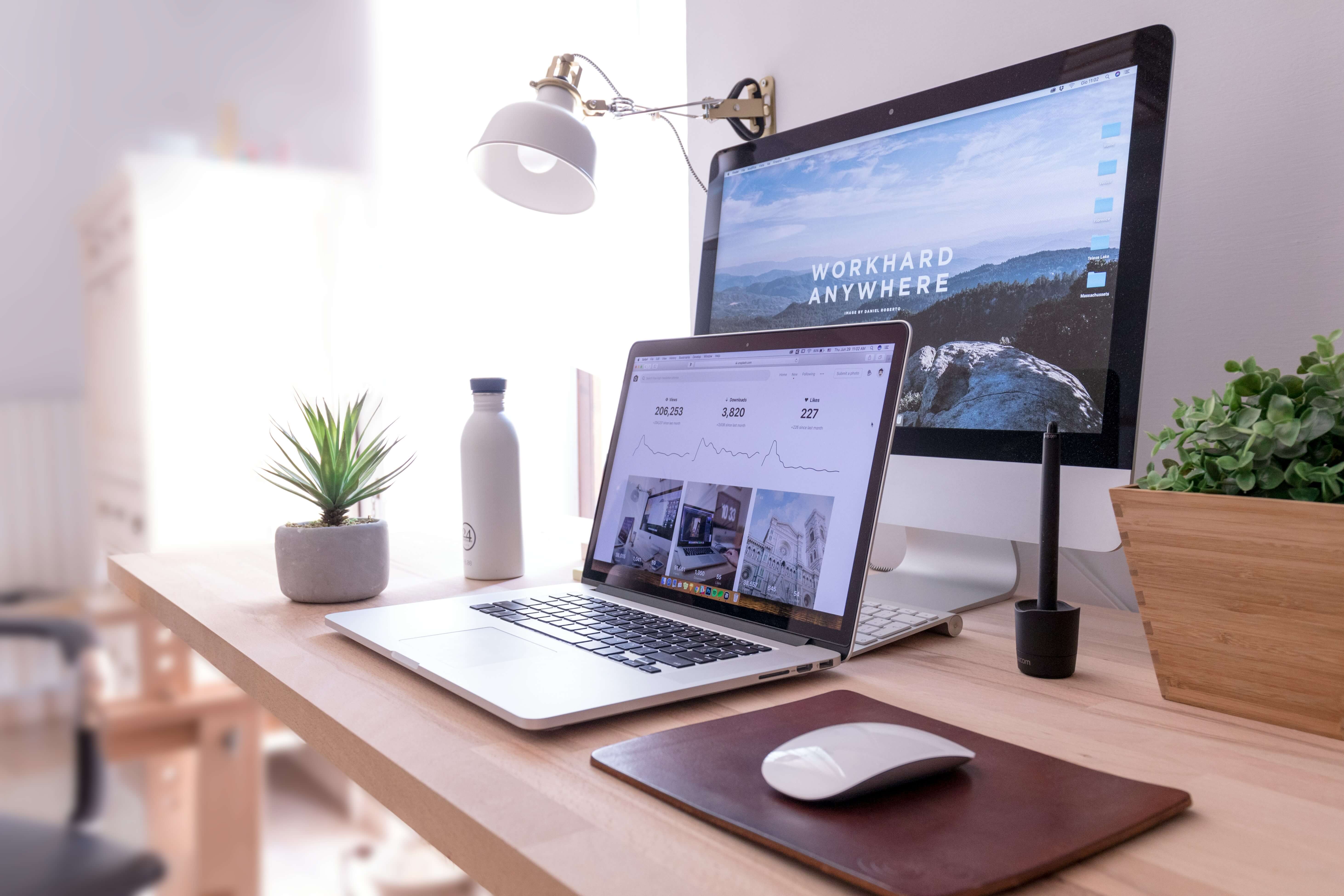 Illustration représentant les coûts de création d'un site web professionnel en Algérie